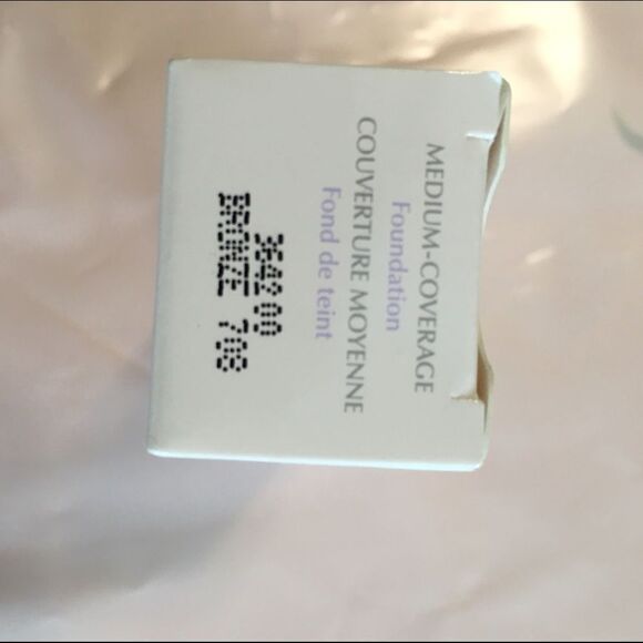 Mary Kay Medium-Coverage Foundation. Bronze 708 - Picture 2 of 2